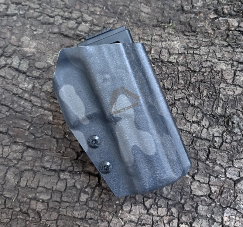 Multicam Black